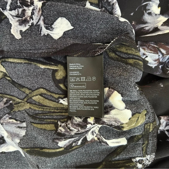 NWT H&M Women's Black Floral One-Piece Romper Size 6 - Picture 10 of 12